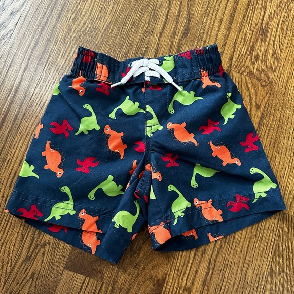 Boy’s swim trunks, size 6-12M - Picture 2 of 7